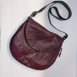 Prieto Barcelona Burgandy and black expandable